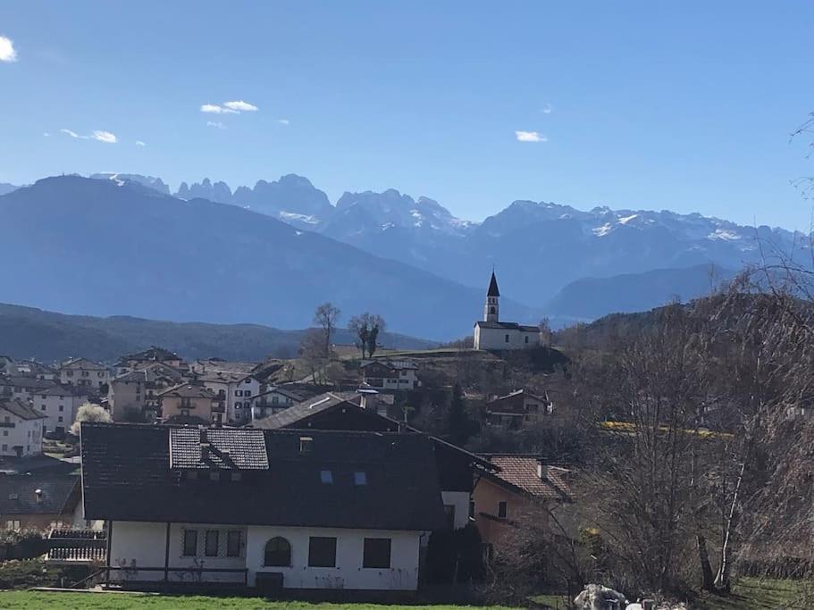Appartamento Luminoso, Giardino, Vista Dolomiti. บาเซลกา ดิ ปีเน ภายนอก รูปภาพ
